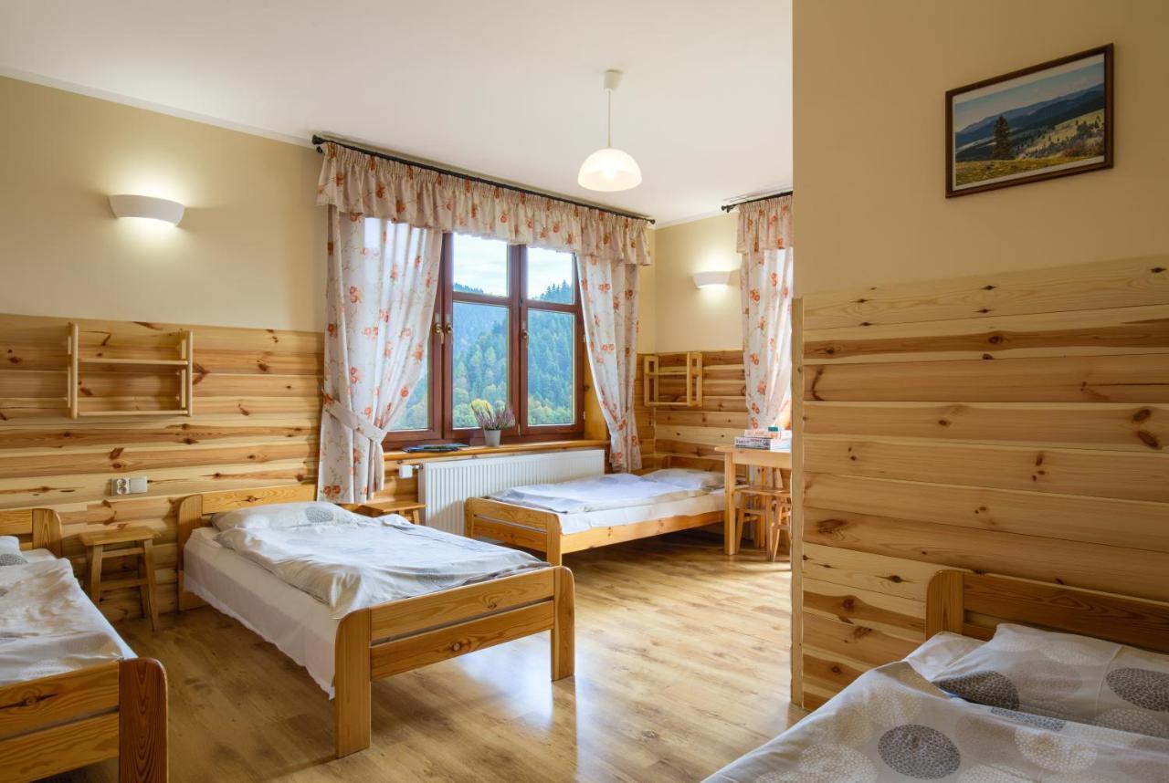 Schronisko Pttk Trzy Korony Bed & Breakfast Sromowce Nizne Bagian luar foto