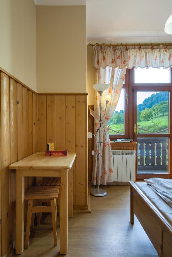 Schronisko Pttk Trzy Korony Bed & Breakfast Sromowce Nizne Bagian luar foto