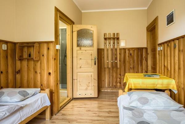 Schronisko Pttk Trzy Korony Bed & Breakfast Sromowce Nizne Bagian luar foto